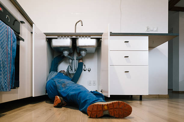 Professional Drain Cleaning technician working in Boswell, IN